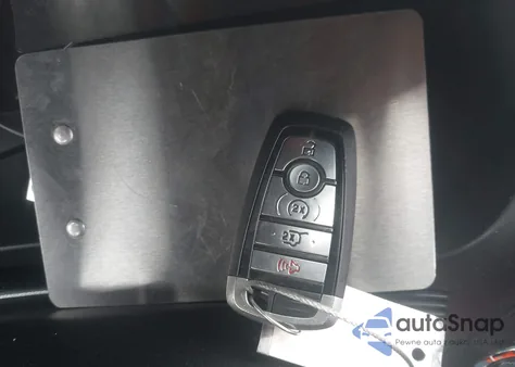 2019 Ford Explorer Xlt z USA, uszkodzony, nr VIN 1FM5K7D87KGB20733